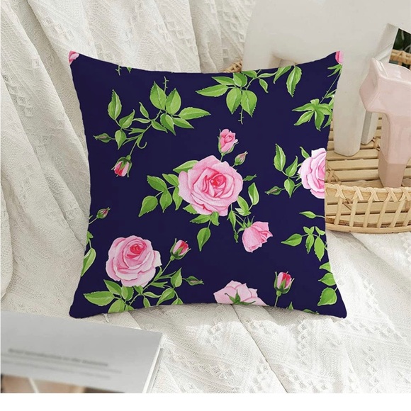 NWT navy velvet pillow case size 18x18. - Picture 2 of 3